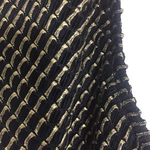 Peter Nygard GOLD Thread Black Tank Lined